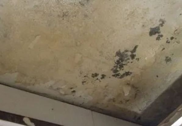 正阳阳台漏水维修公司分享下正阳卫生间渗水维修需要注意哪些问题。